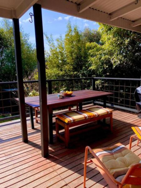 Sunny Ventnor Cottage with Retro Vibe 400m to Beach